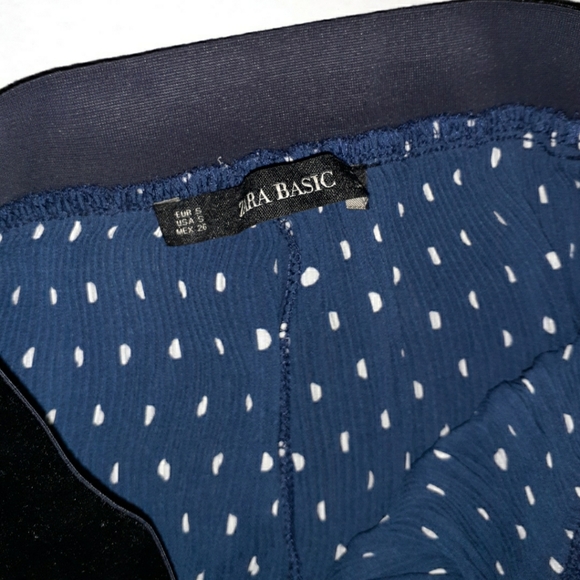 Zara Basic Pleated Polkadot Culottes - Picture 8 of 11